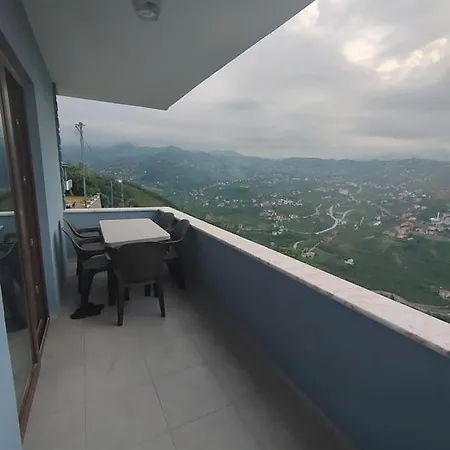 Doga Ve Deniz Manzarali Klimali